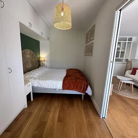 Apartment Le Standing En Centre Pour 4 Personnes La Rochelle (Charente-Maritime)